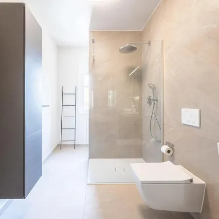 Milan Style Designer In Limpertsberg *
