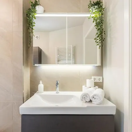 Milan Style Designer In Limpertsberg Appartement Luxembourg